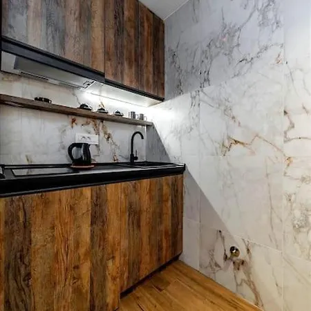 Apartment Dark Nest 2 *